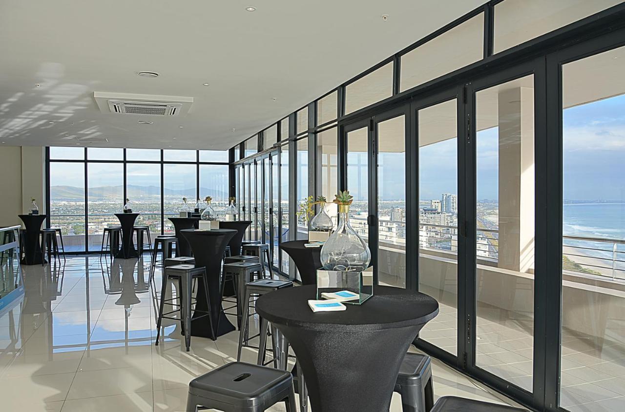 Blaauwberg Beach Hotel Bloubergstrand Exteriör bild